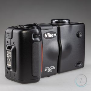 Nikon_Coolpix_950_1