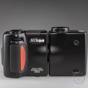 Nikon_Coolpix_950_4