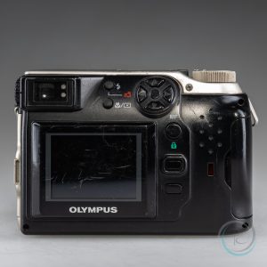 Olympus_Camedia_C2020Z_4