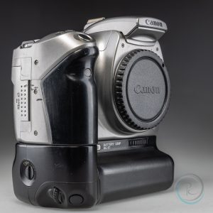 Canon_300D_Battery_Pack_2