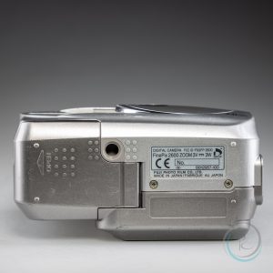 FujiFilm_FinePix_2600Zoom_6