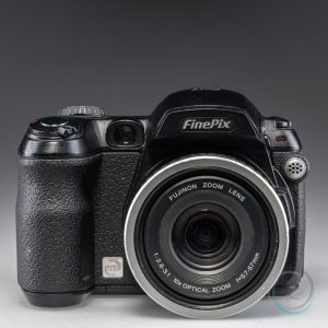 FujiFilm_FinePix_S5000_2