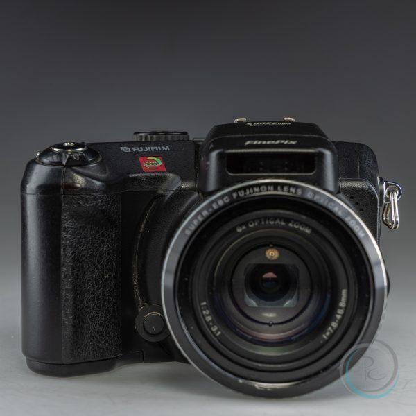 FujiFilm_FinePix_S602Zoom_3