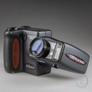 Nikon_Coolpix_990_4