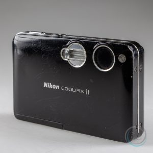 Nikon_Coolpix_S1_3