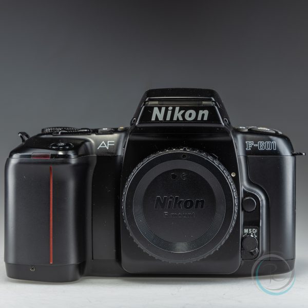 Nikon_F601_2