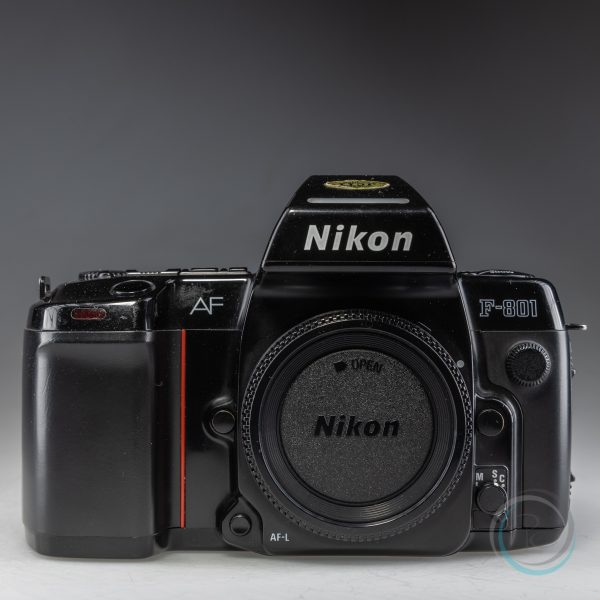 Nikon_F801_2