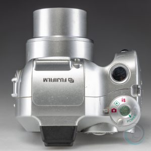 FujiFilm_FinePix_2800Zoom_5