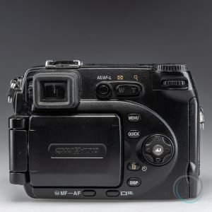 Nikon_Coolpix_8400_7