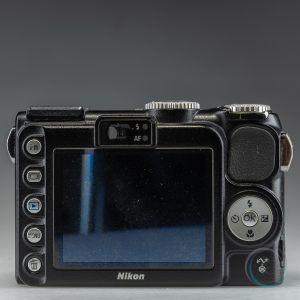 Nikon_Coolpix_P5000_4