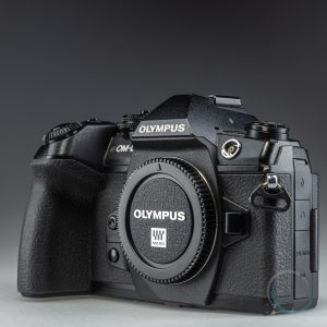 Olympus_OM-D_E-M1_Mark_II_3