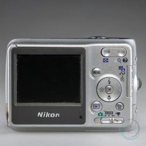 Nikon_Coolpix_L4_4