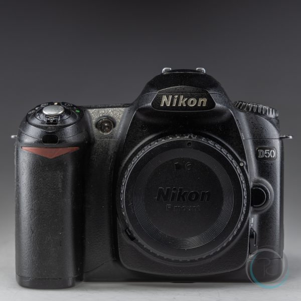 Nikon_D50_2