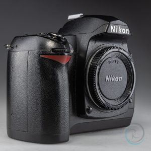Nikon_D70_1