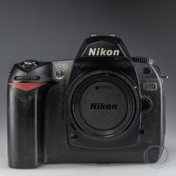 Nikon_D70_2