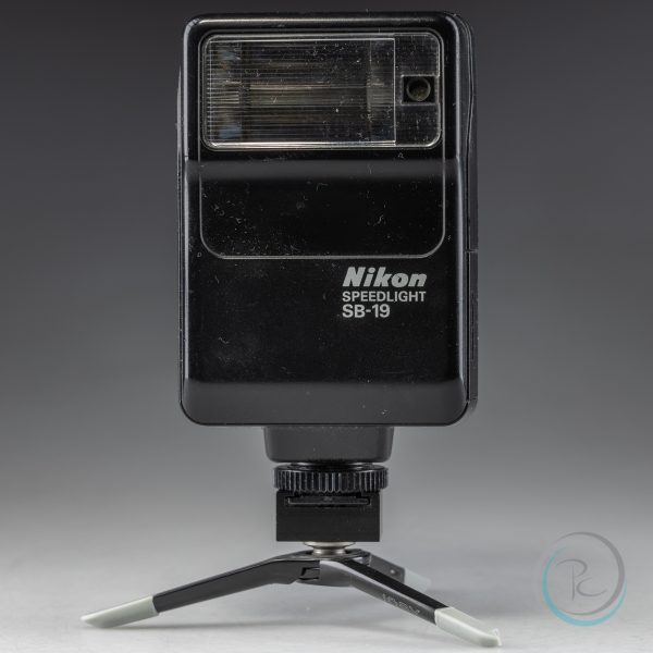 Nikon_SB19_1