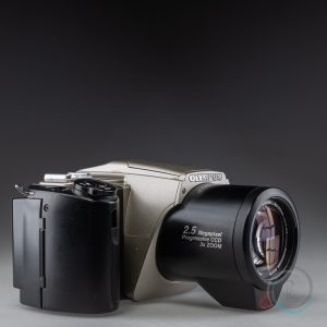 Olympus_C-2500L_1