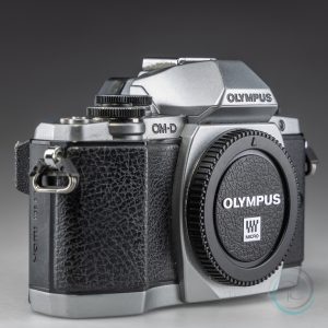 Olympus_OM-D_E-M10_1