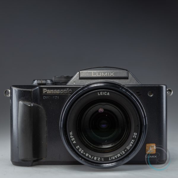 Panasonic_Lumix_FZ1_2