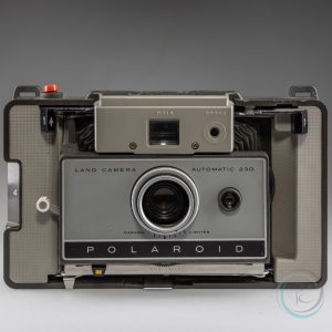 Polaroid_Automatic_230_8