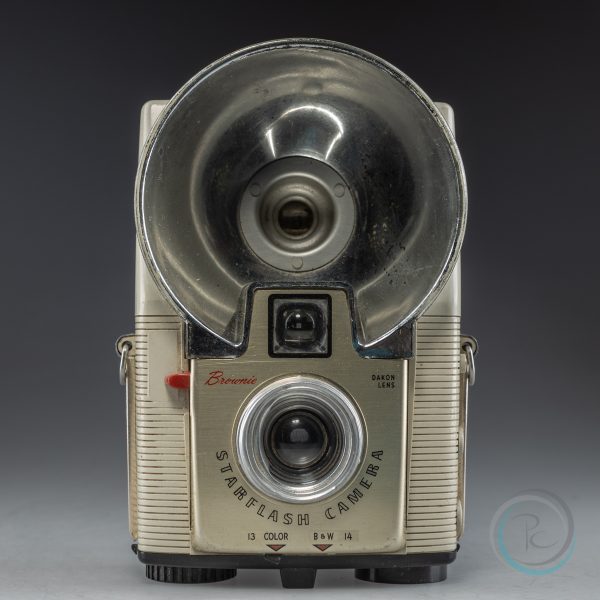 Kodak_Brownie_Starflash_White_Model_2