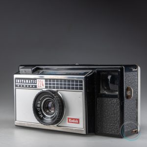 Kodak_Instamatic_224_3