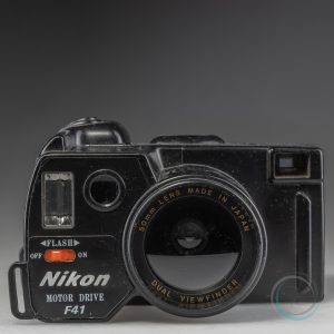 Nikon_Motor_Drive_F41_2