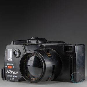 Nikon_Motor_Drive_F41_3