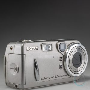 Sony_DSC_P-92_1