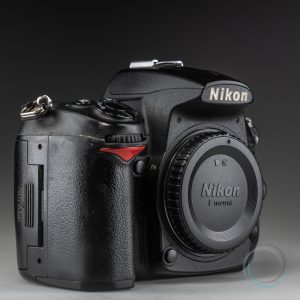 Nikon_D7000_1
