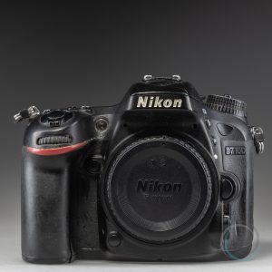 Nikon_D7100_2