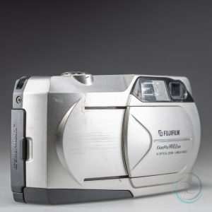 FujiFilm_FinePix_1400Zoom_1