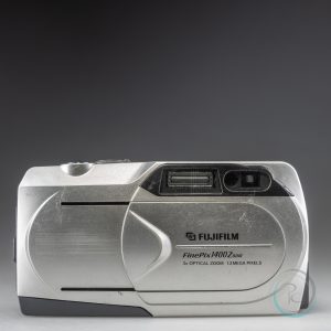 FujiFilm_FinePix_1400Zoom_2