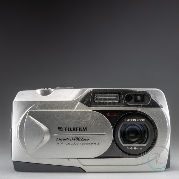 FujiFilm_FinePix_1400Zoom_3