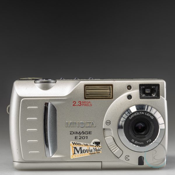 Minolta_Dimage_E201_2