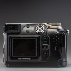 Olympus_Camedia_C-2040Zoom_4