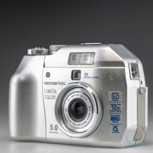 Olympus_Camedia_C-5000Zoom_3