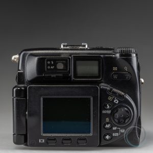 Nikon_Coolpix_5000_5