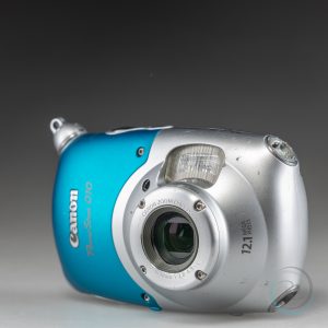 Canon_PowerShot_D10_3