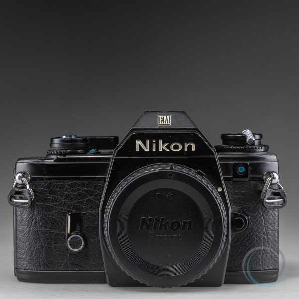 Nikon_EM_2