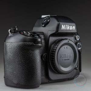 Nikon_F100_8