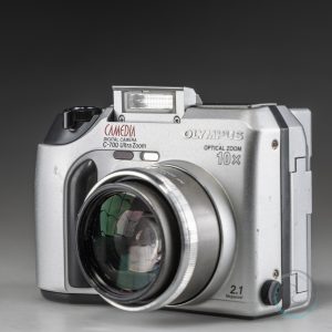 Olympus_Camedia_C-700 UZ_3