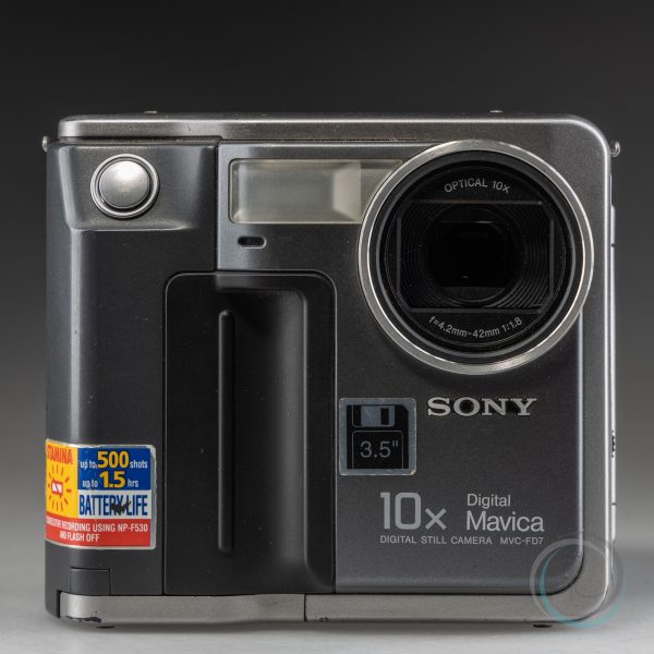 Sony_Mavica_FD7_2
