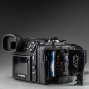 Olympus_Camedia_E100RS_9