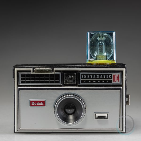 Kodak_Instamatic_104_2