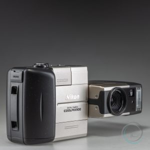 Nikon_Coolpix_900_1