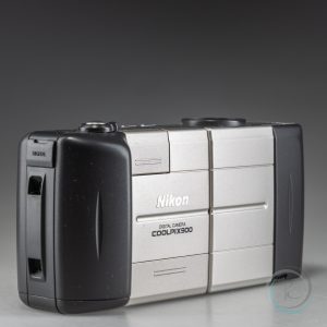Nikon_Coolpix_900_2