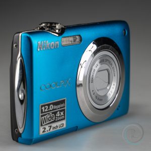 Nikon_Coolpix_S3000_1