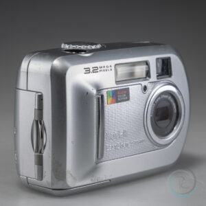 Kodak_EasyShare_CX7300_1