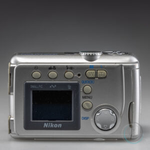 Nikon_Coolpix_2000_4